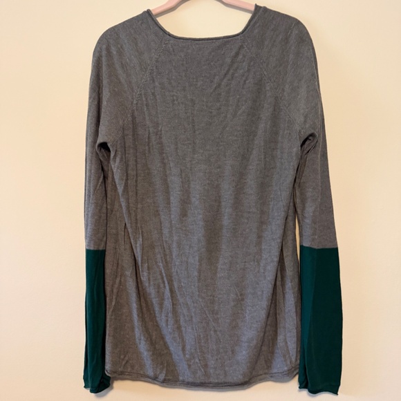 T by Alexander Wang Grey & Green Color Block Sweater - Picture 4 of 6